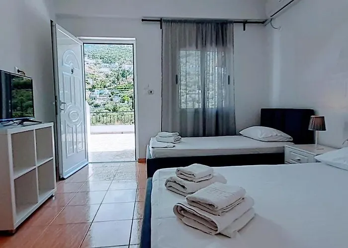 On The Rocks Bed & Breakfast