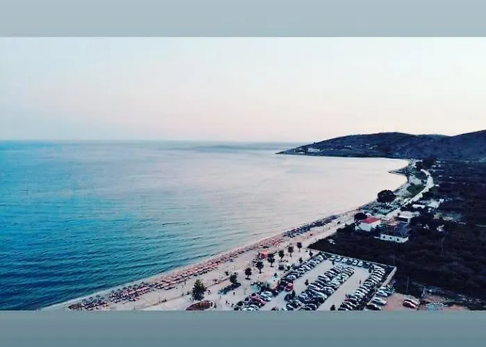 On The Rocks Bed & Breakfast Qeparo